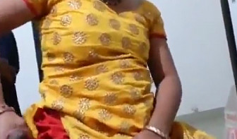 indian maid Bhabhi  handjob