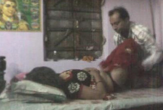 Indian Bhabhi Devar Anone at Home Bhabhi soo horny n waiting for a great Fuk