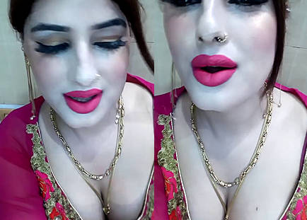 Rubeena Khan Sex Videos - Rubeena khan cleveage show