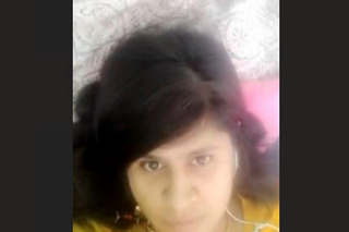 Desi Tamil Girl Showing Boobs on Video Call