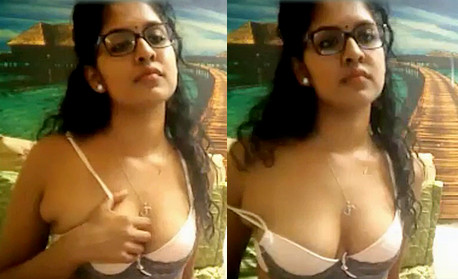 Hot Cute Desi Aunty on Cam Chat Standing and Removing Her Panty and Show her Lovely Ass