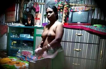 Big boob desi bhabhi hidden cam