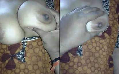 desi bhabi huge boobs n nipple playing over the nightie by hubby