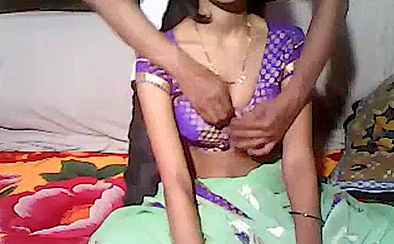 Indian wife blouse unhooked boobs press and wife dick sucking